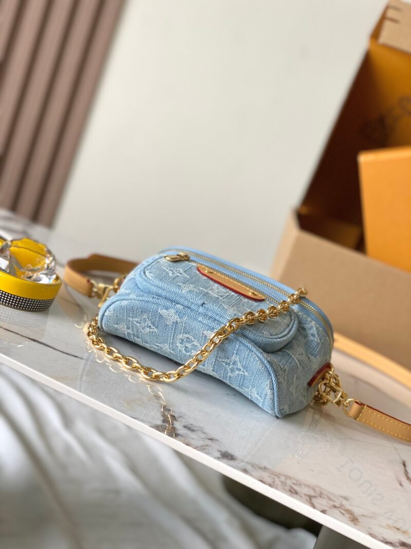 Mini Bumbag Monogram Louis Vuitton - Imagen 5