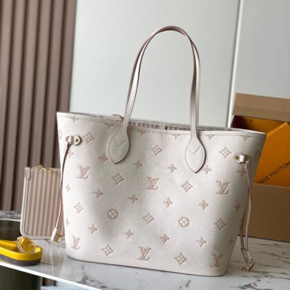 Bolso Neverfull MM Louis Vuitton (Posee microchips)