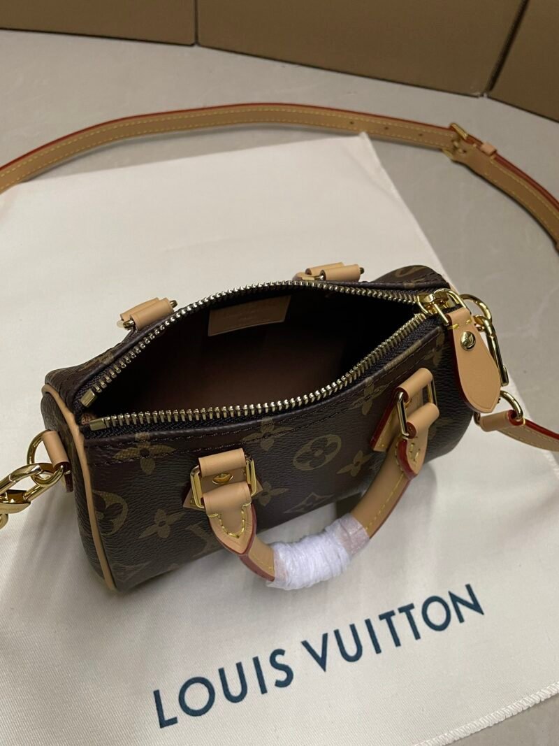 Bolso Nano Speedy Louis Vuitton - Imagen 8