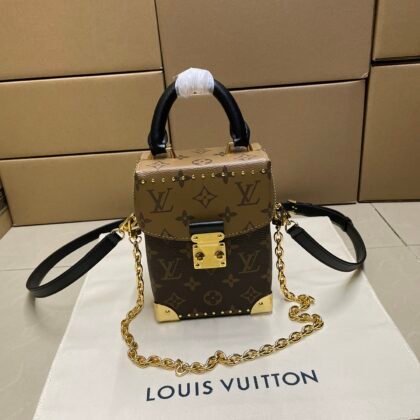 Bolso Camera Box Louis Vuitton