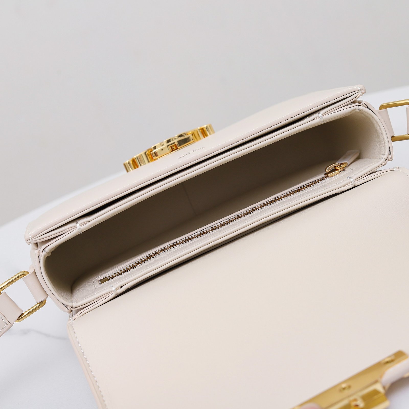 Bolso Teen Triomphe Celine - Imagen 8