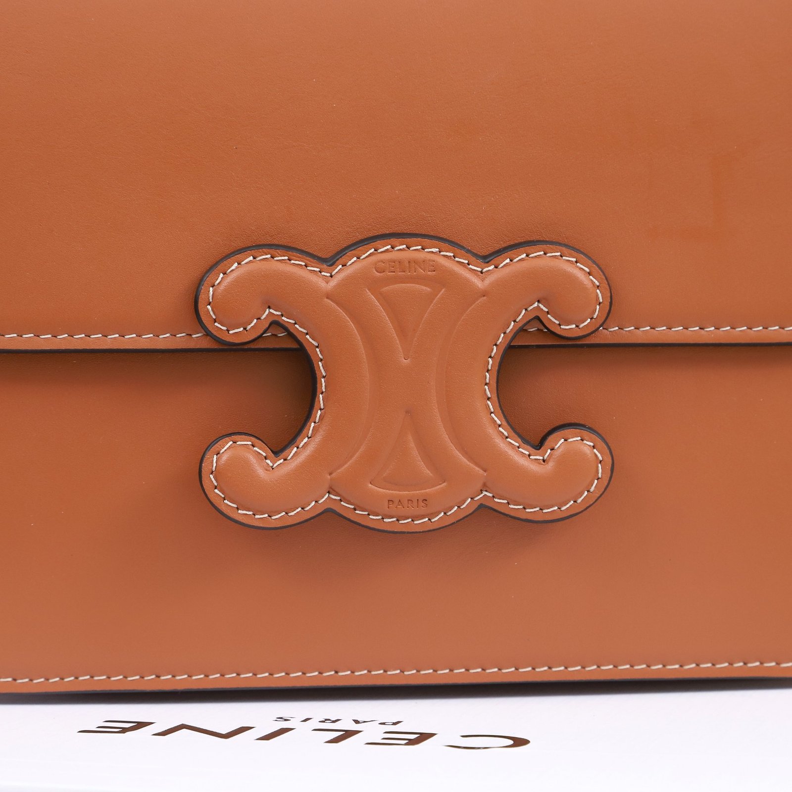 Bolso Triomphe Classique Celine - Imagen 6