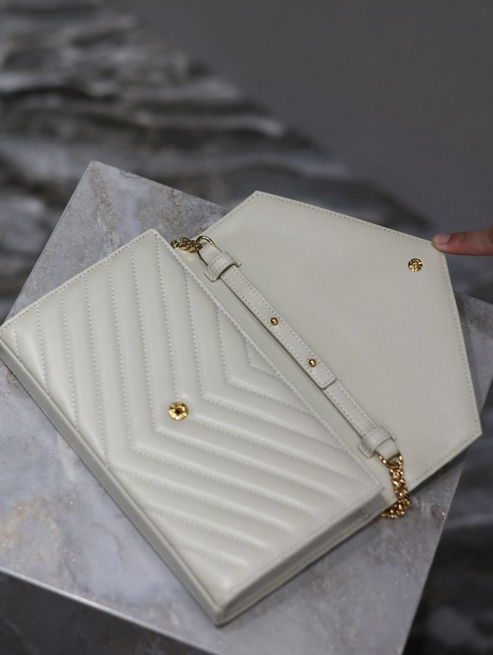 Cartera con cadena Cassandre YSL - Imagen 8