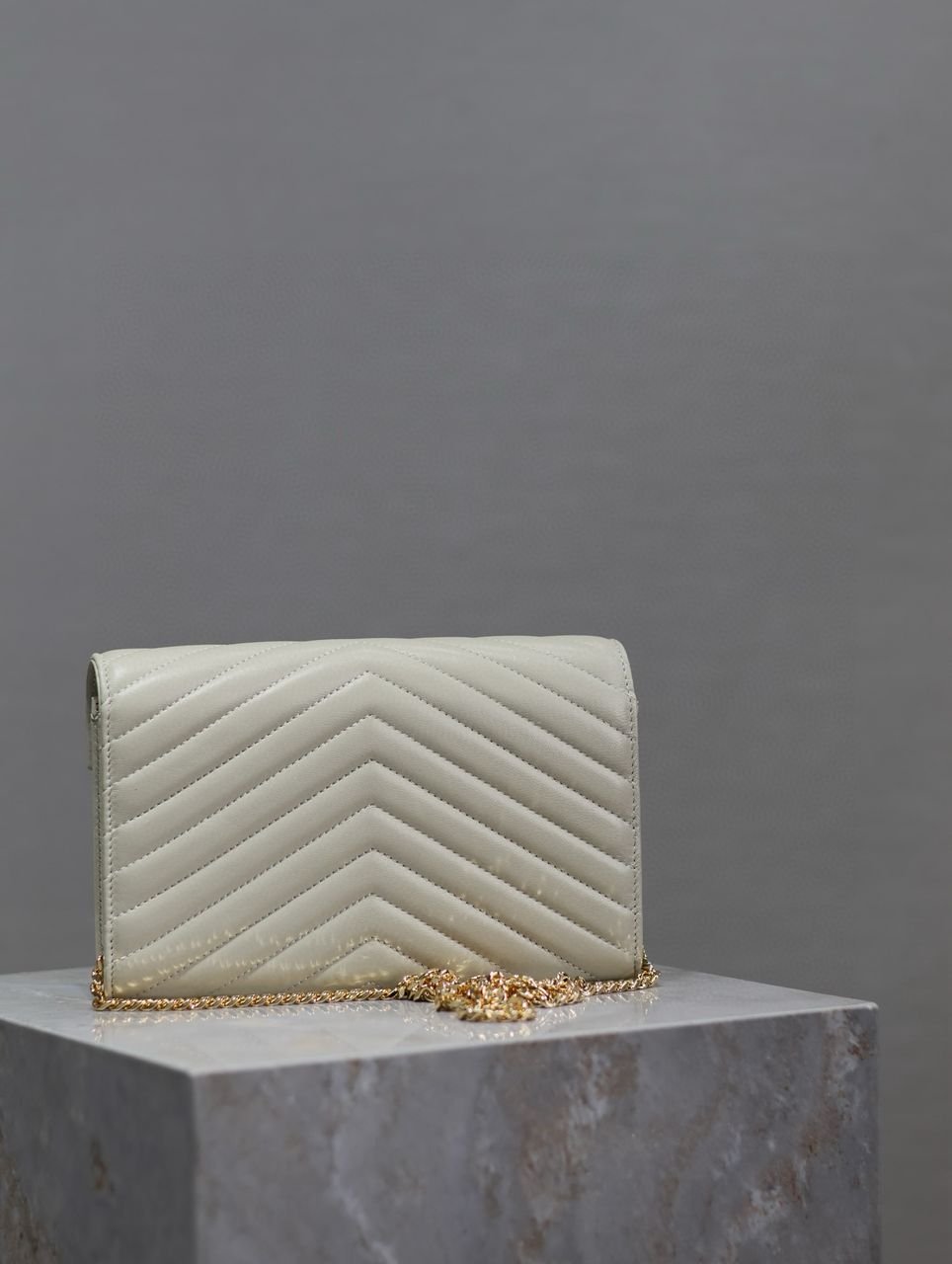 Cartera con cadena Cassandre YSL - Imagen 5