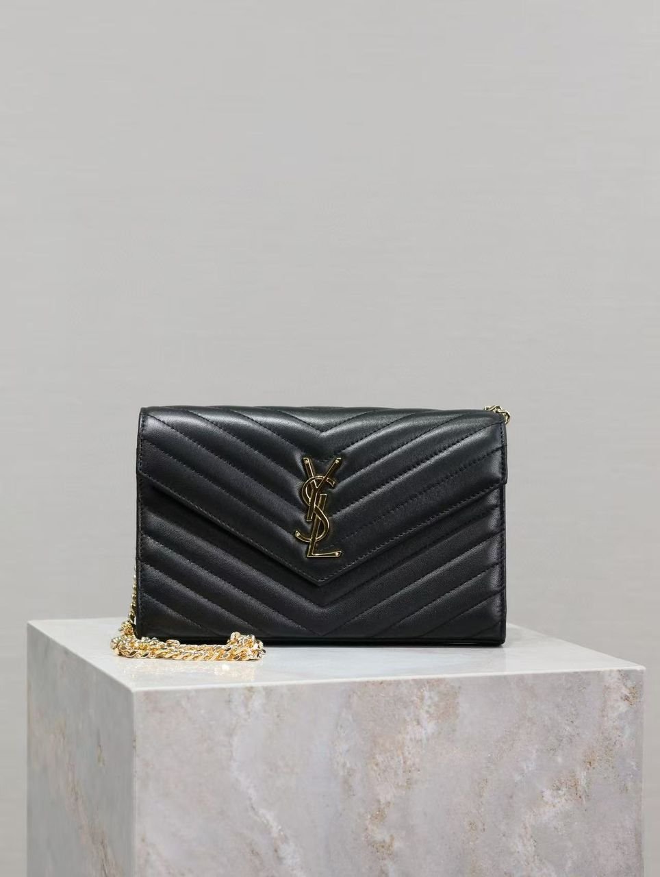 Cartera con cadena Cassandre YSL