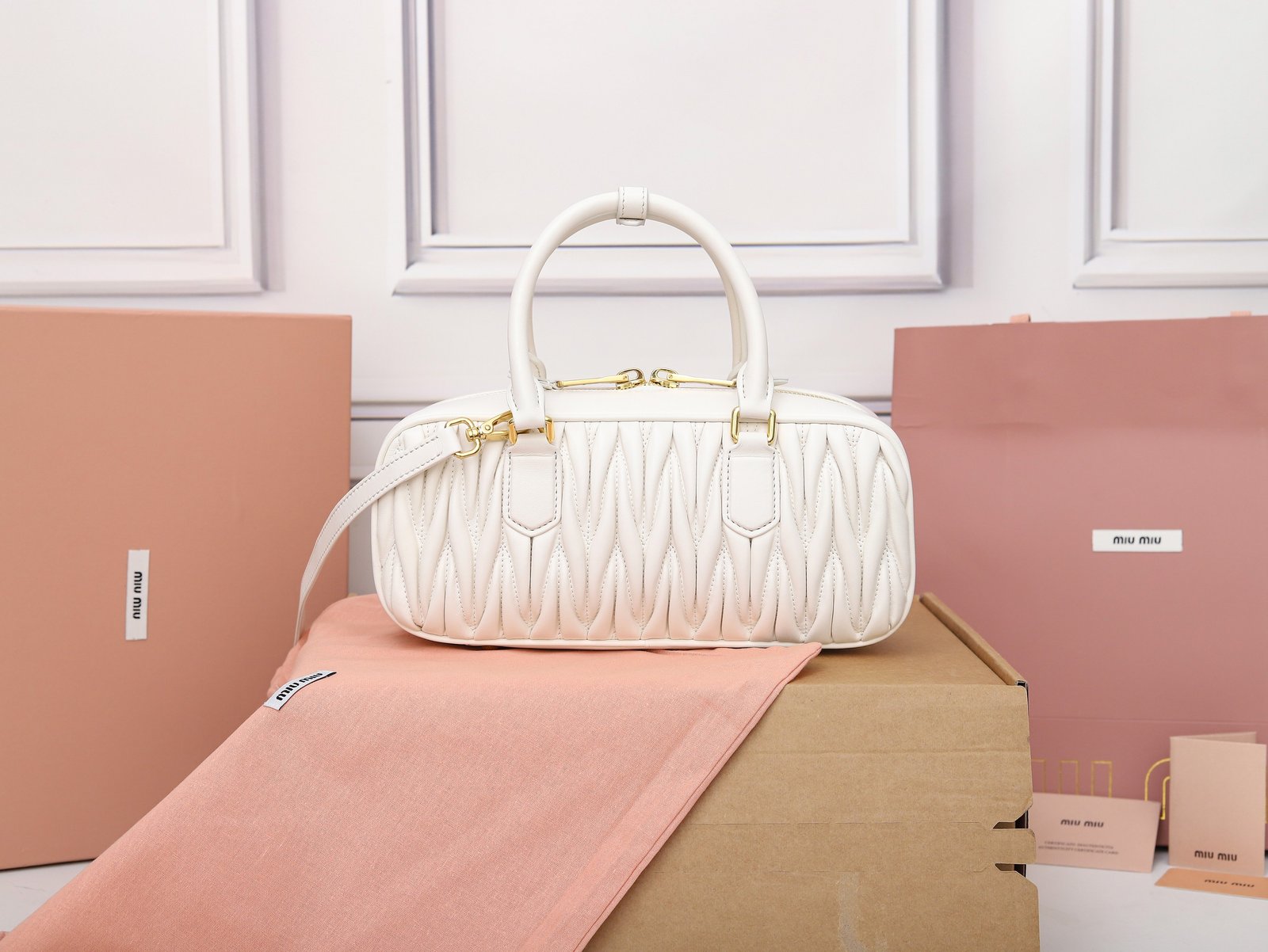 Bolso Arcadie de napa Matelassé Miu Miu - Imagen 4