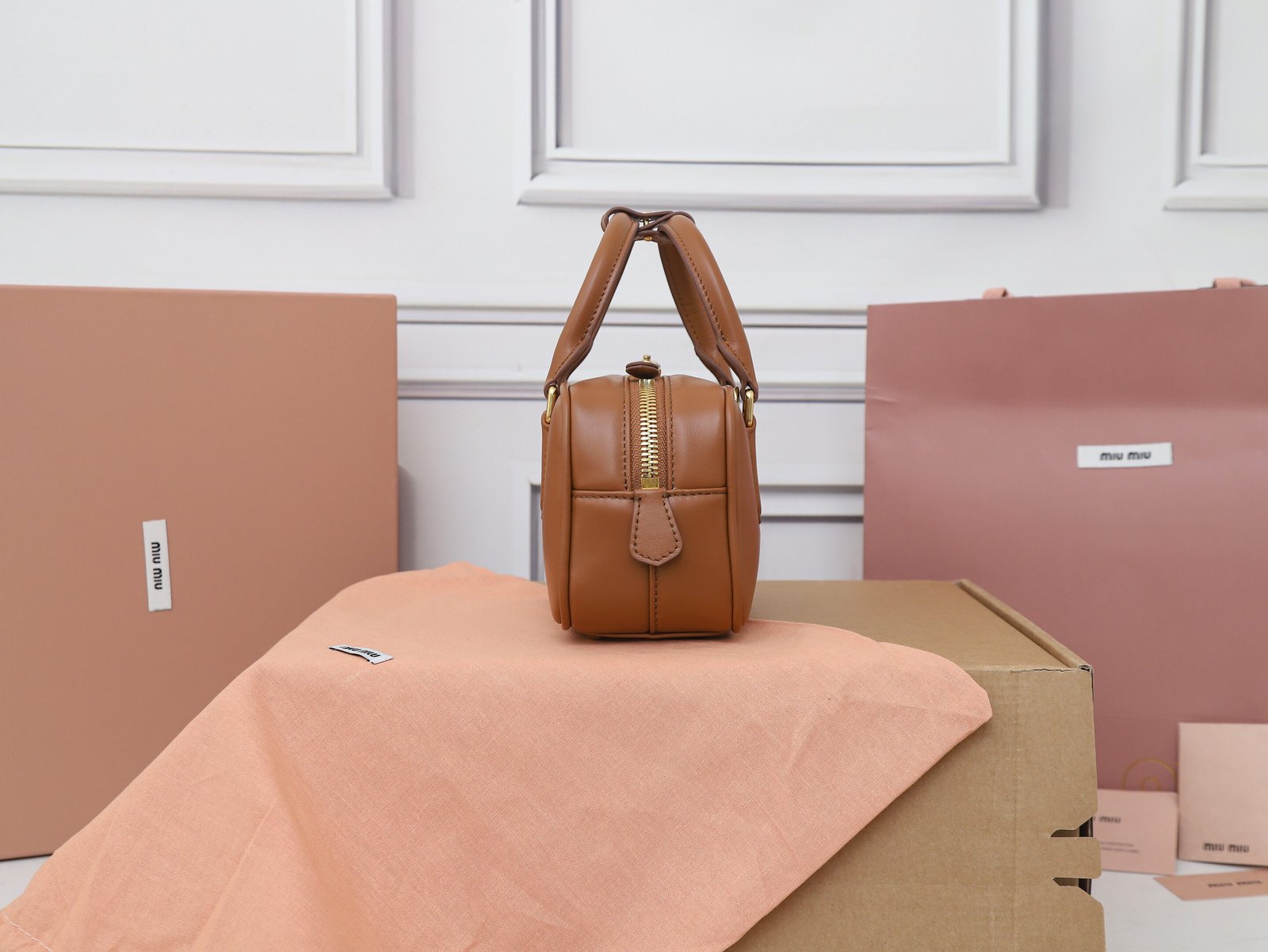 Bolso Arcadie de piel Miu Miu - Imagen 3