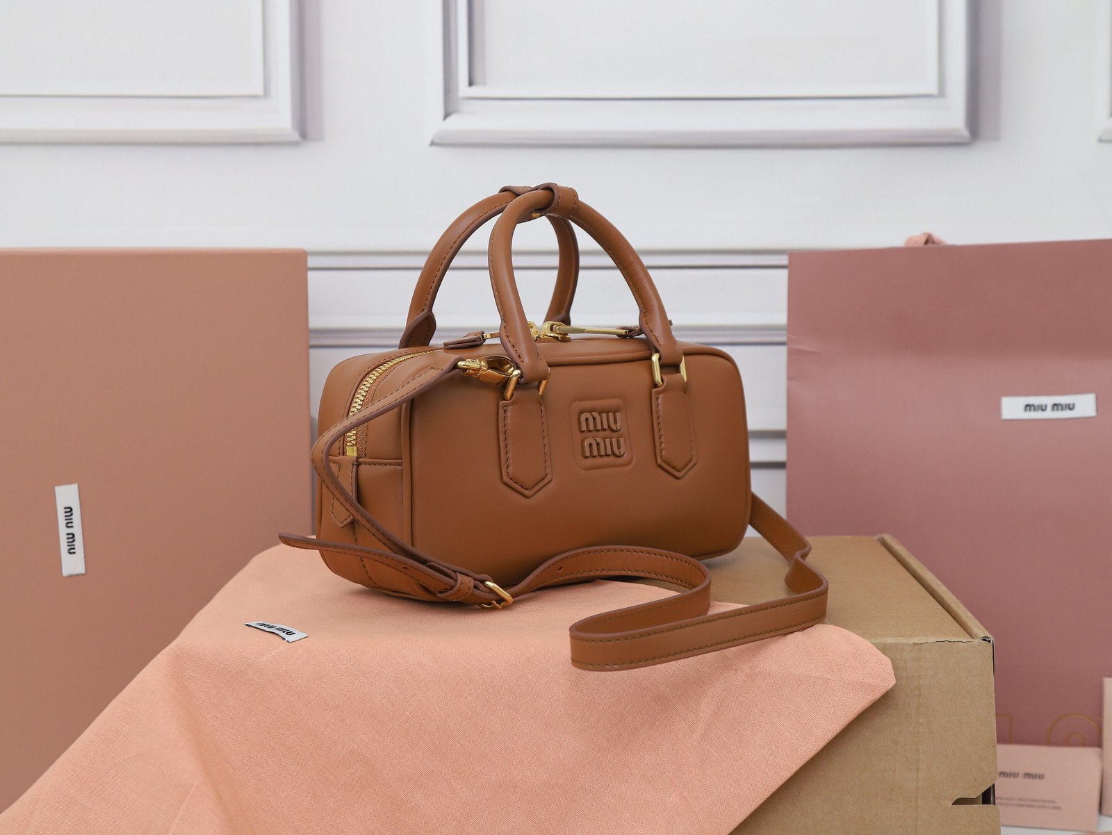 Bolso Arcadie de piel Miu Miu - Imagen 2