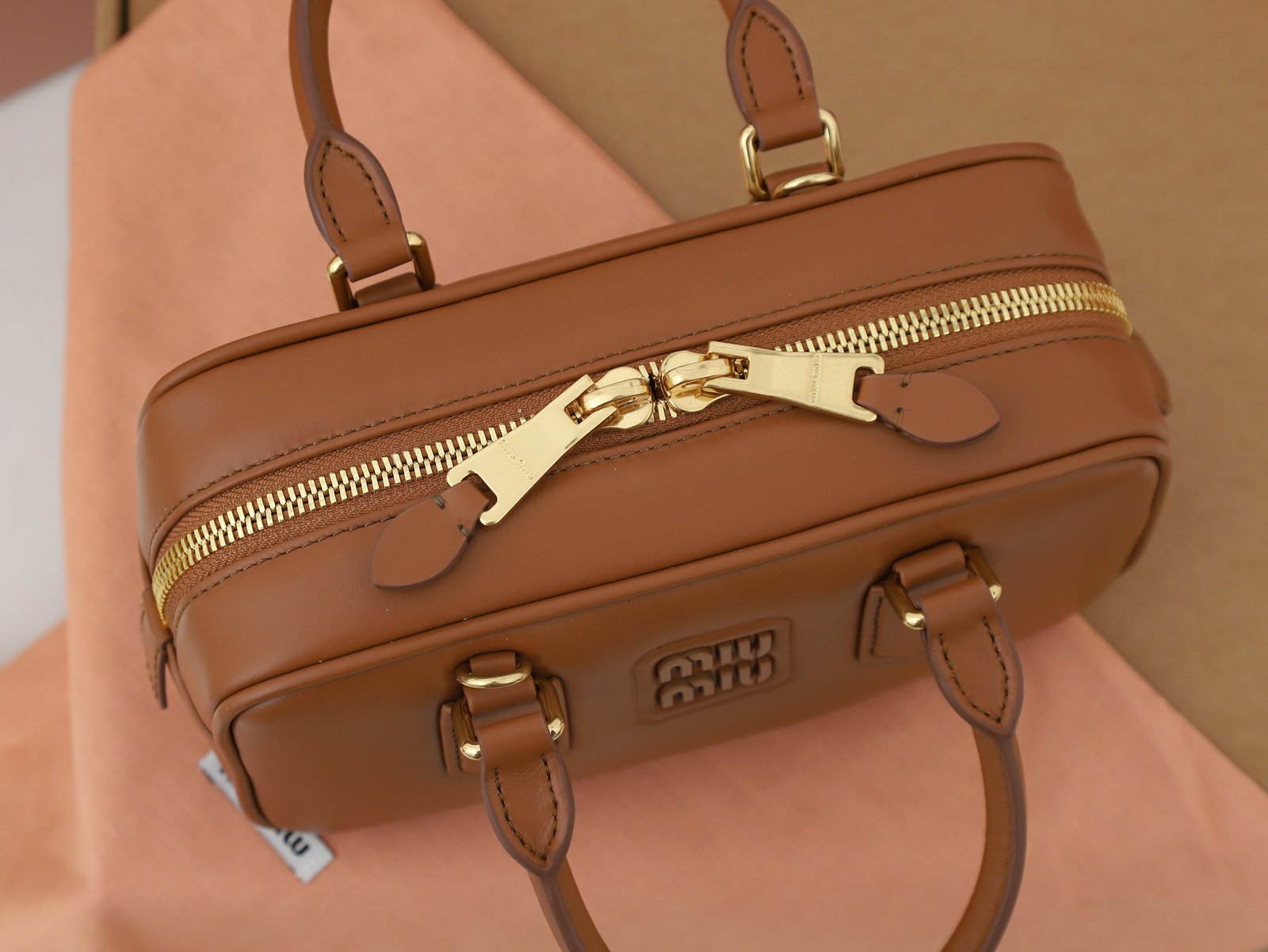 Bolso Arcadie de piel Miu Miu - Imagen 8