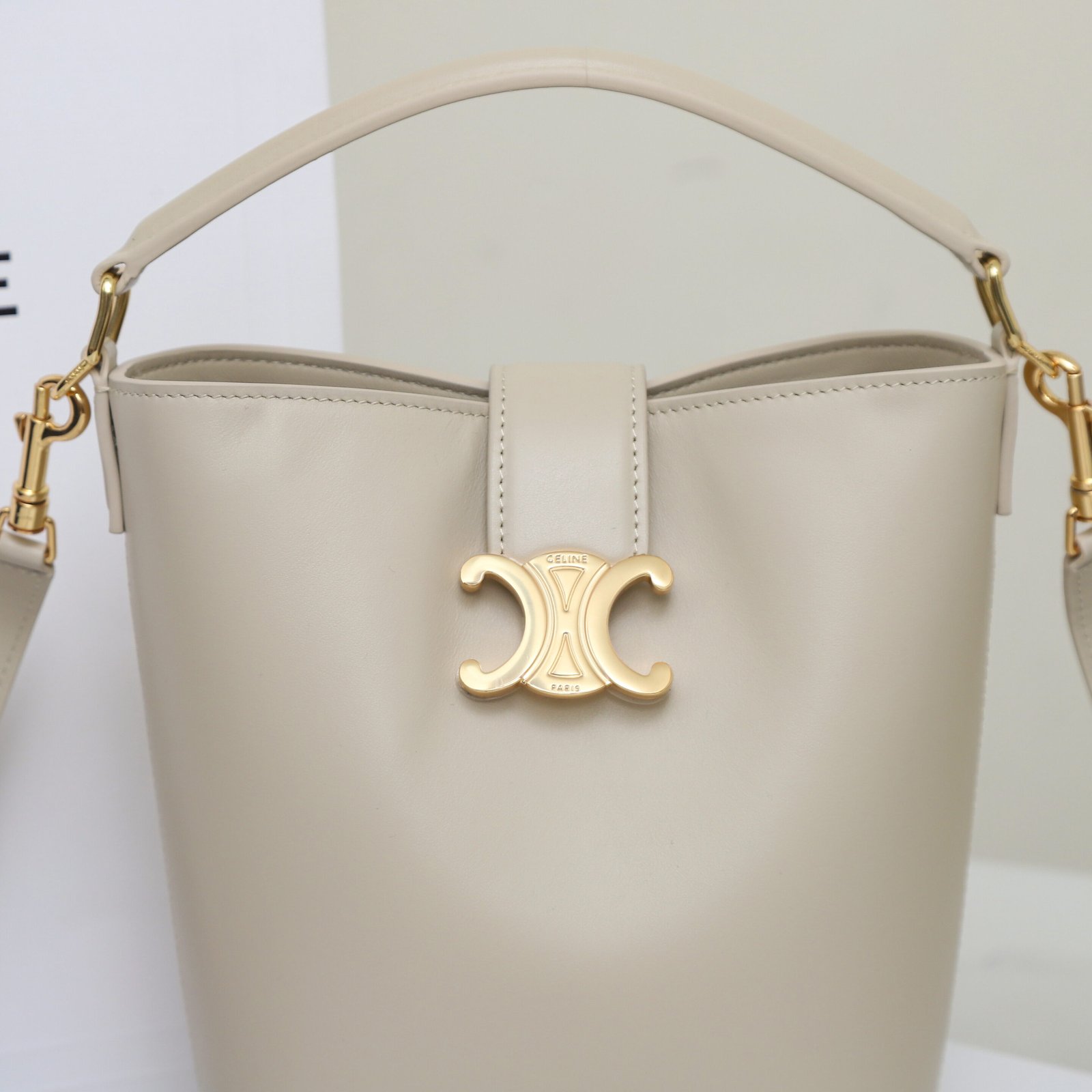 Bolso Cubo Pequeño Louise Celine - Imagen 2