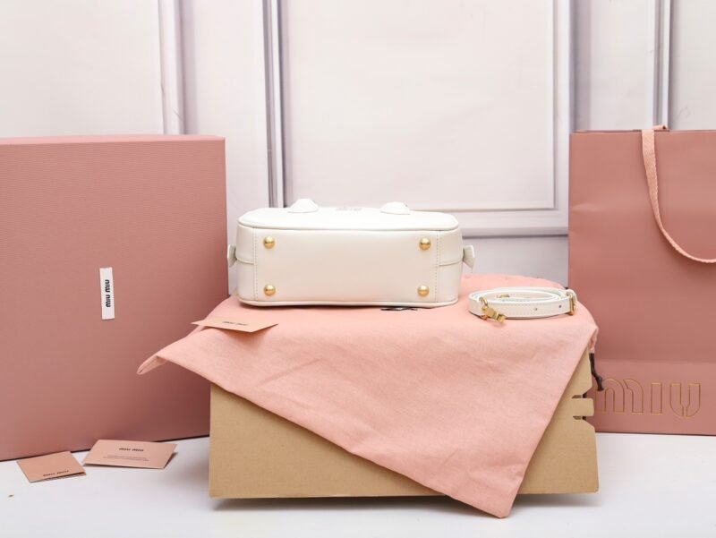 Bolso Arcadie de piel Miu Miu - Imagen 4