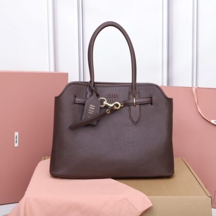 Bolso Aventure de napa Miu Miu