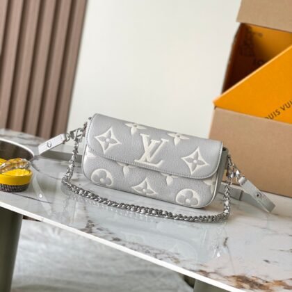 Cartera con cadena Ivy Louis Vuitton
