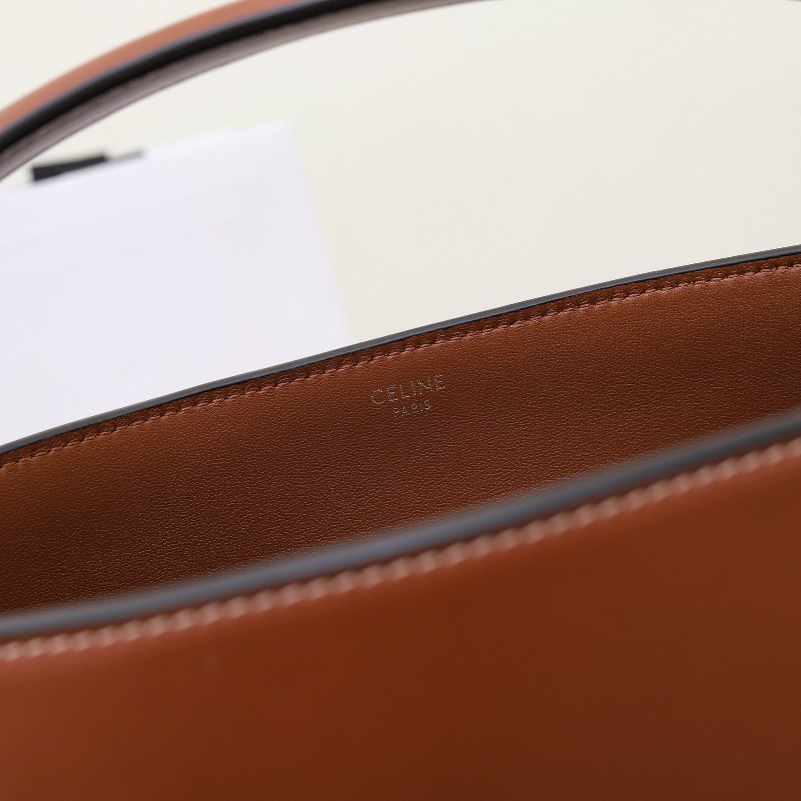 Bolso Cubo Mediano Louise Celine - Imagen 7