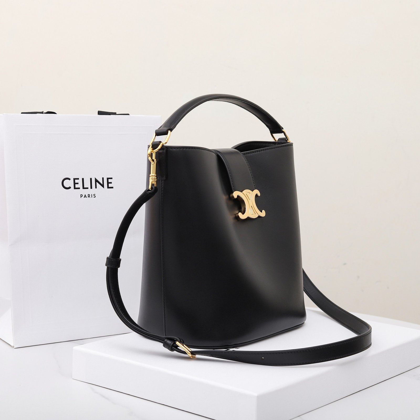 Bolso Cubo Mediano Louise Celine - Imagen 2