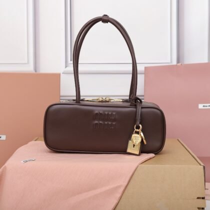 Bolso Beau de piel Miu Miu