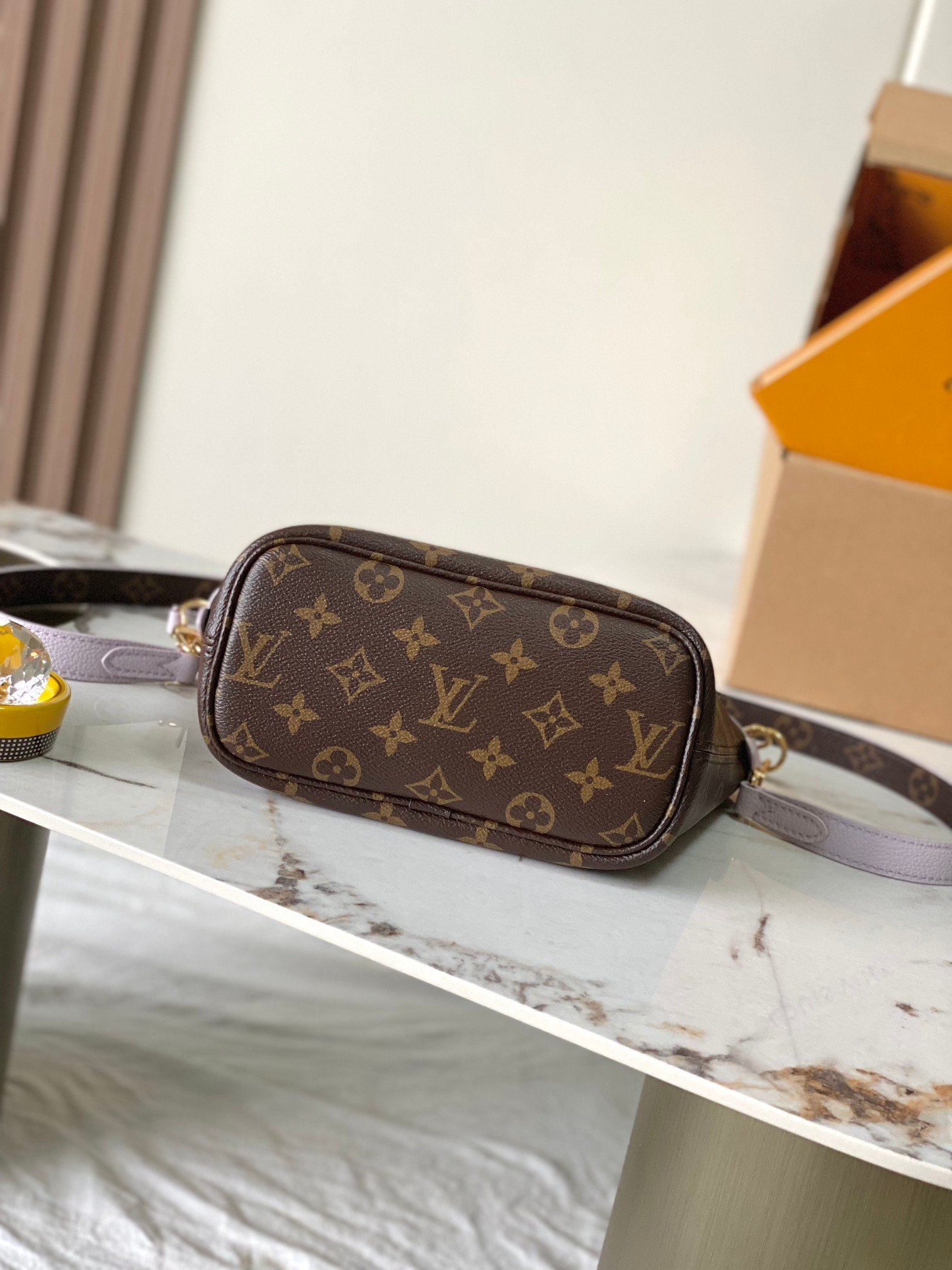 Bolso Neverfull Inside Out BB con bandolera Louis Vuitton - Imagen 4