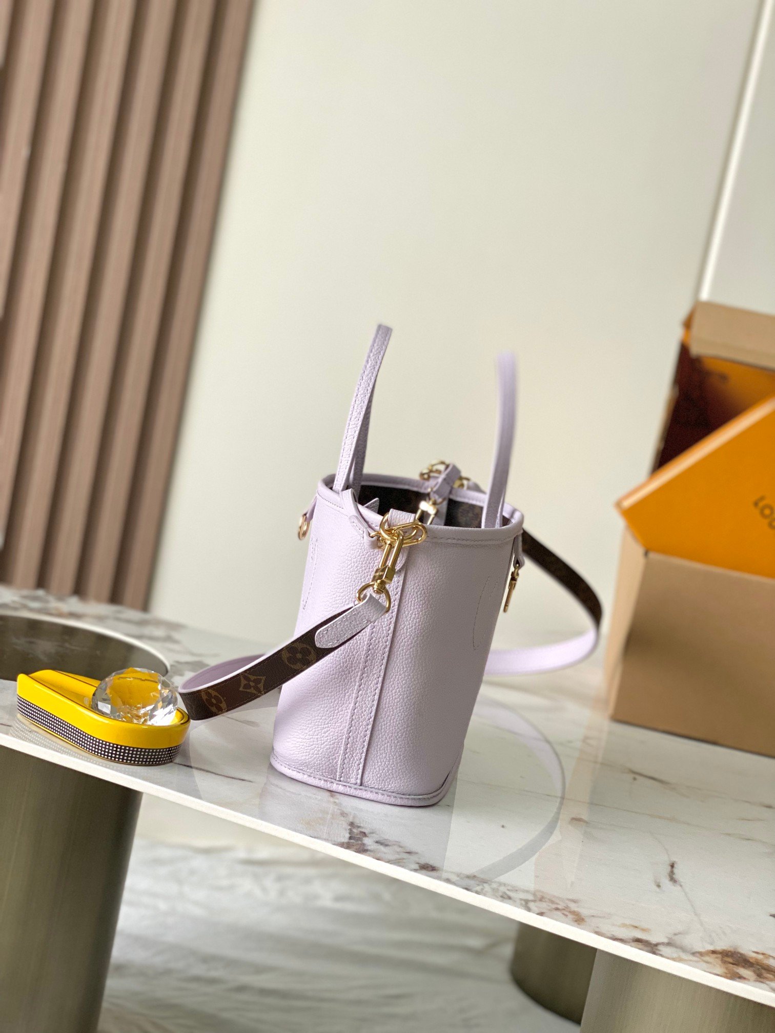 Bolso Neverfull Inside Out BB con bandolera Louis Vuitton - Imagen 7