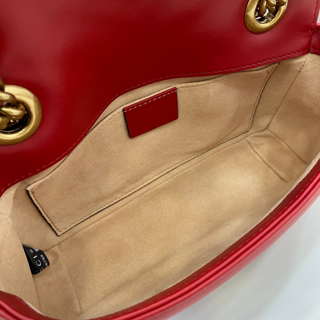 Bolso de hombro GG Marmont tamaño pequeño Gucci - Imagen 10