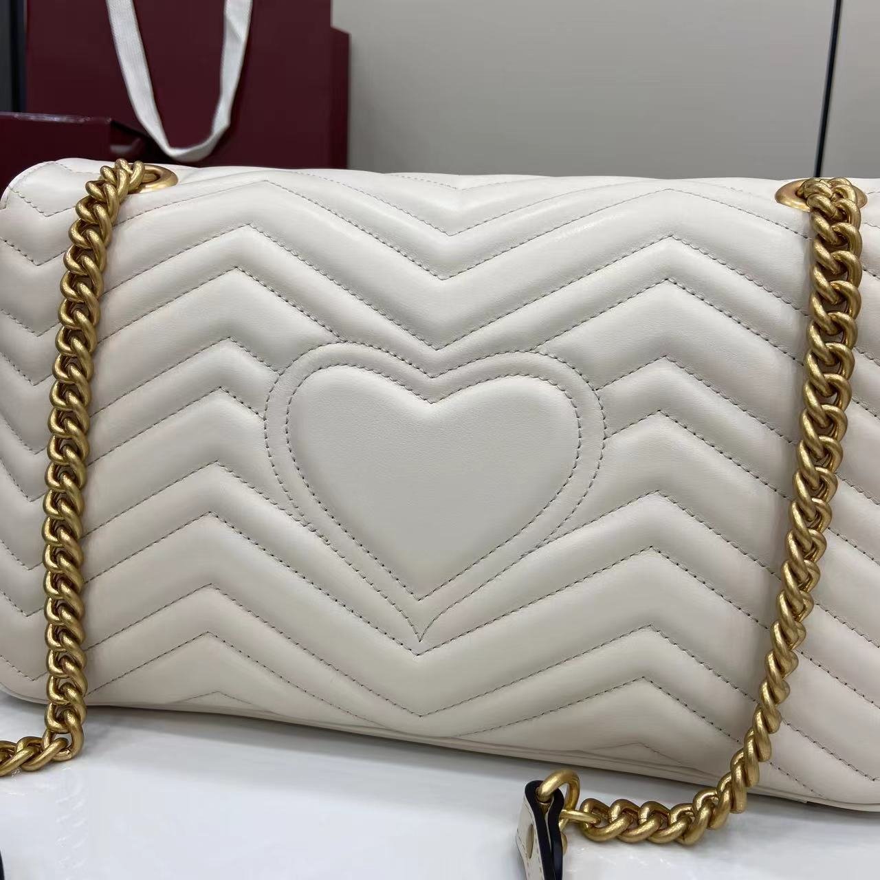 Bolso de hombro GG Marmont tamaño grande Gucci - Imagen 7