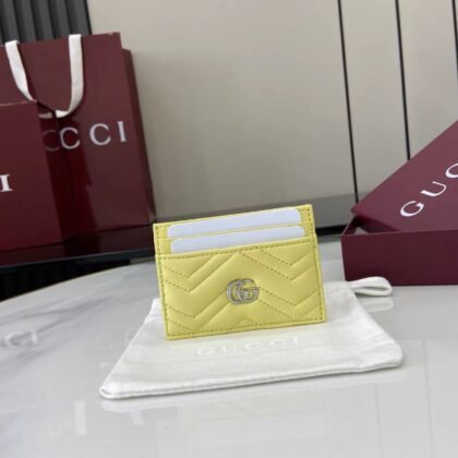 Tarjetero GG Marmont Gucci