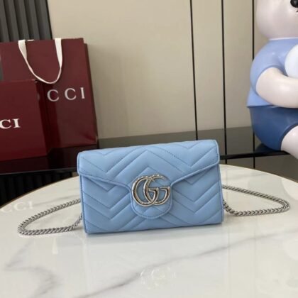 Cartera GG Marmont con cadena Gucci
