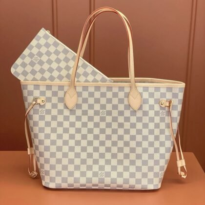 Bolso Neverfull MM Louis Vuitton (Con microchips)