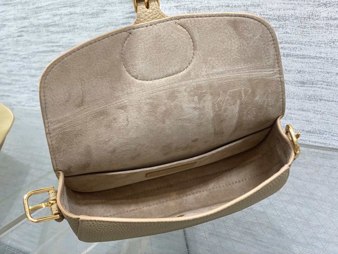 Bolso Dior Bobby East-West - Imagen 8