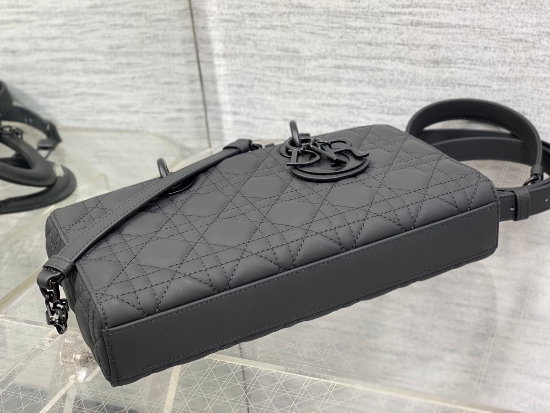 Bolso mediano Lady D-Joy Dior - Imagen 6