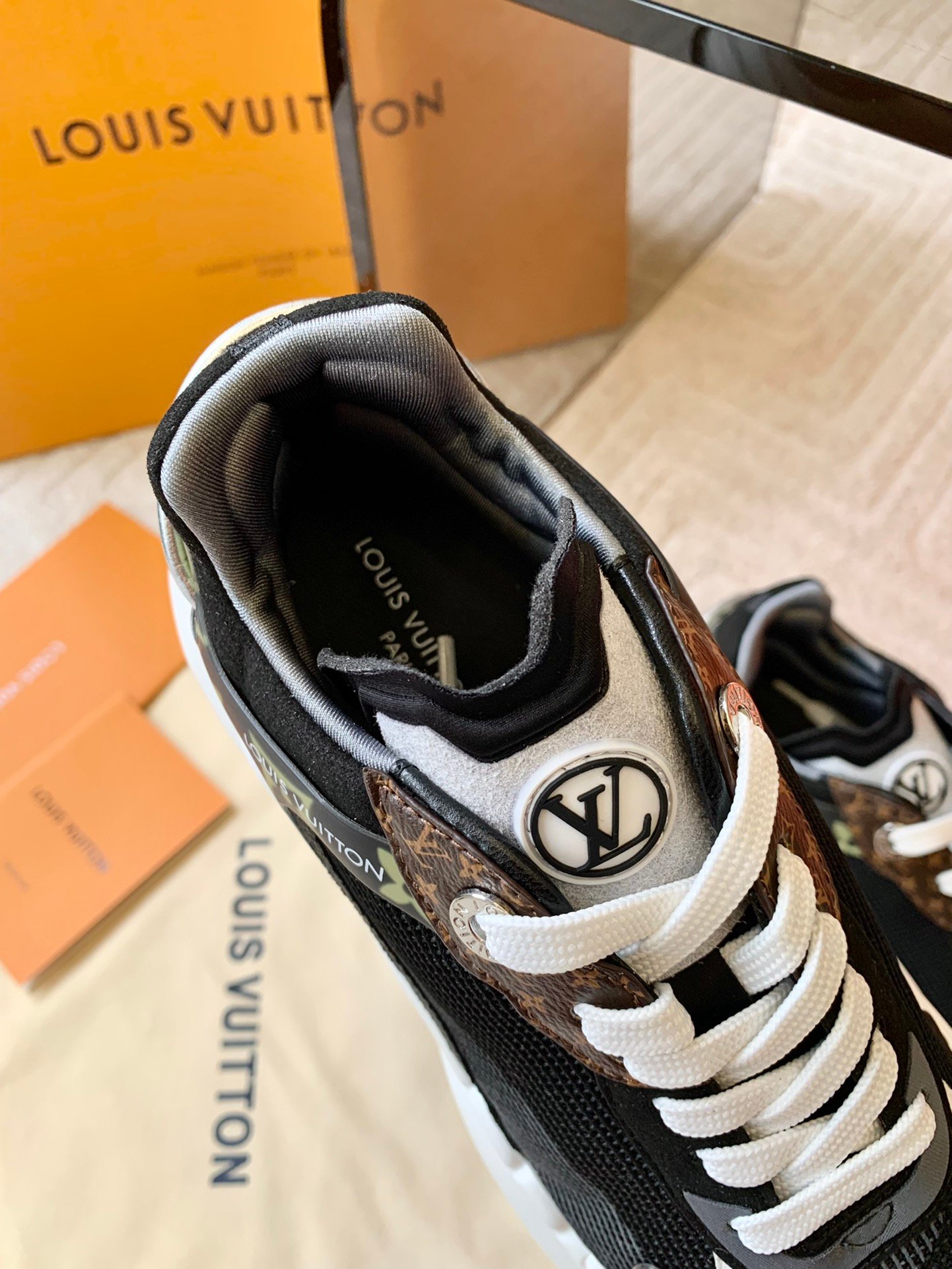 Zapatilla Run 55 Trainers Louis Vuitton - Imagen 6