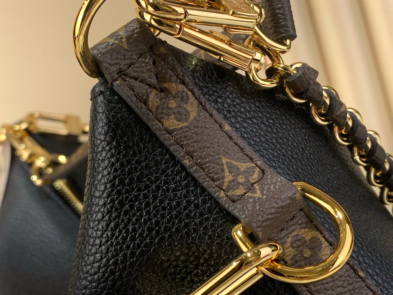 Bolso Multipass Louis Vuitton - Imagen 5