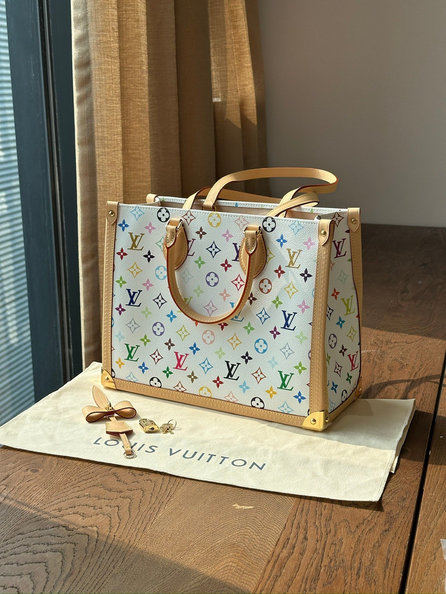 Bolso LV x TM OnTheGo MM Louis Vuitton - Imagen 2