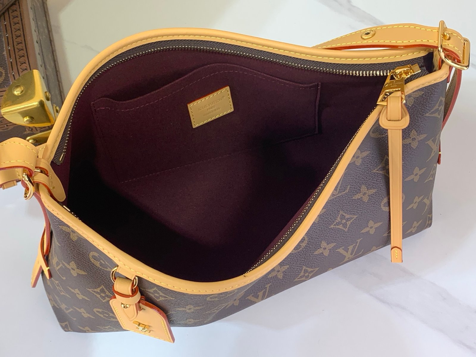 Bolso CarryAll East West Louis Vuitton - Imagen 8