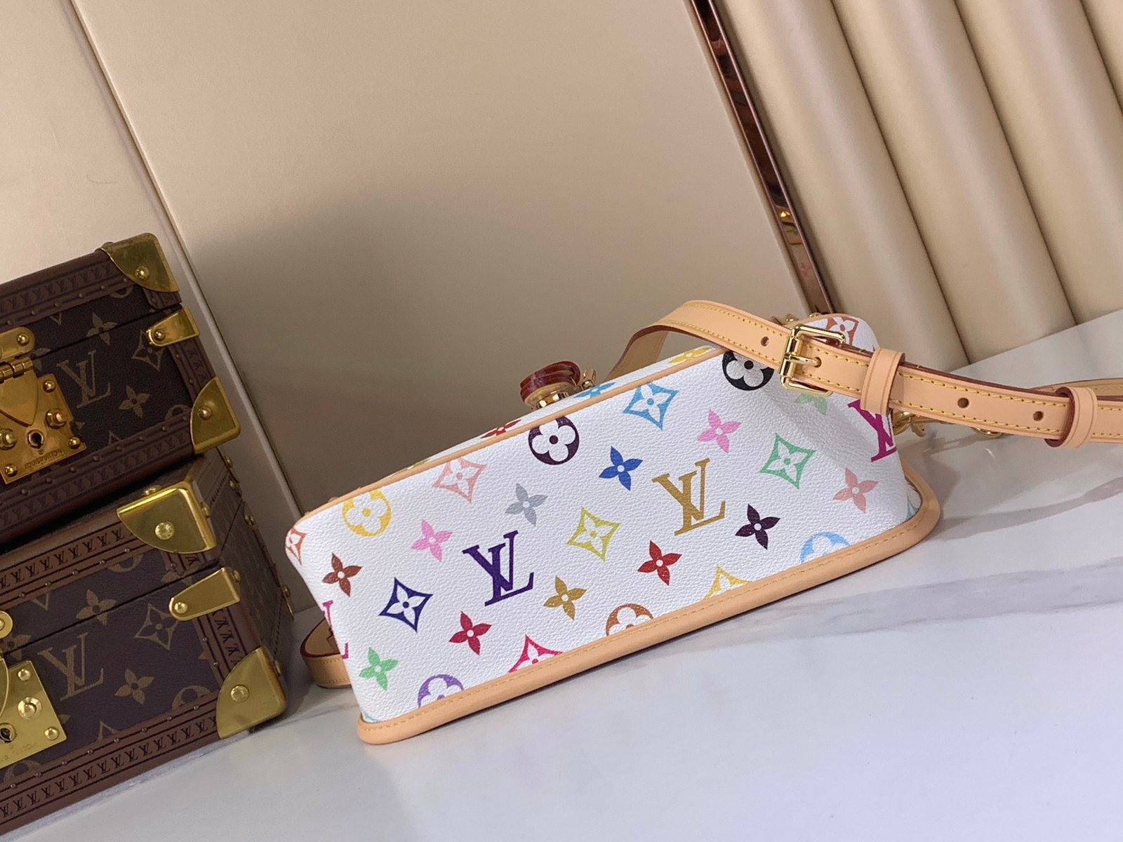 Bolso Diane LV x TM Louis Vuitton - Imagen 4