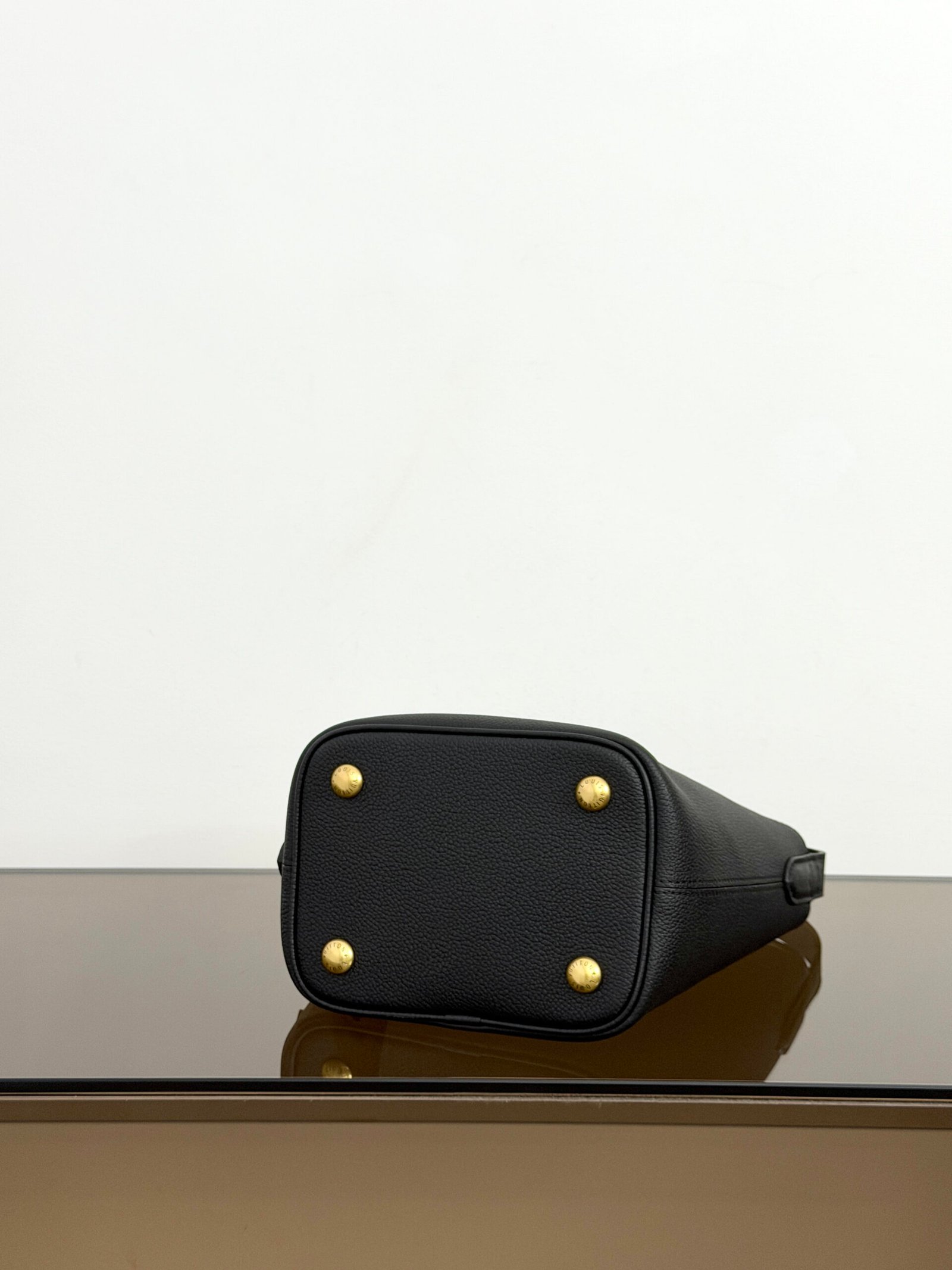 Bolso Low Key All In BB Louis Vuitton - Imagen 4
