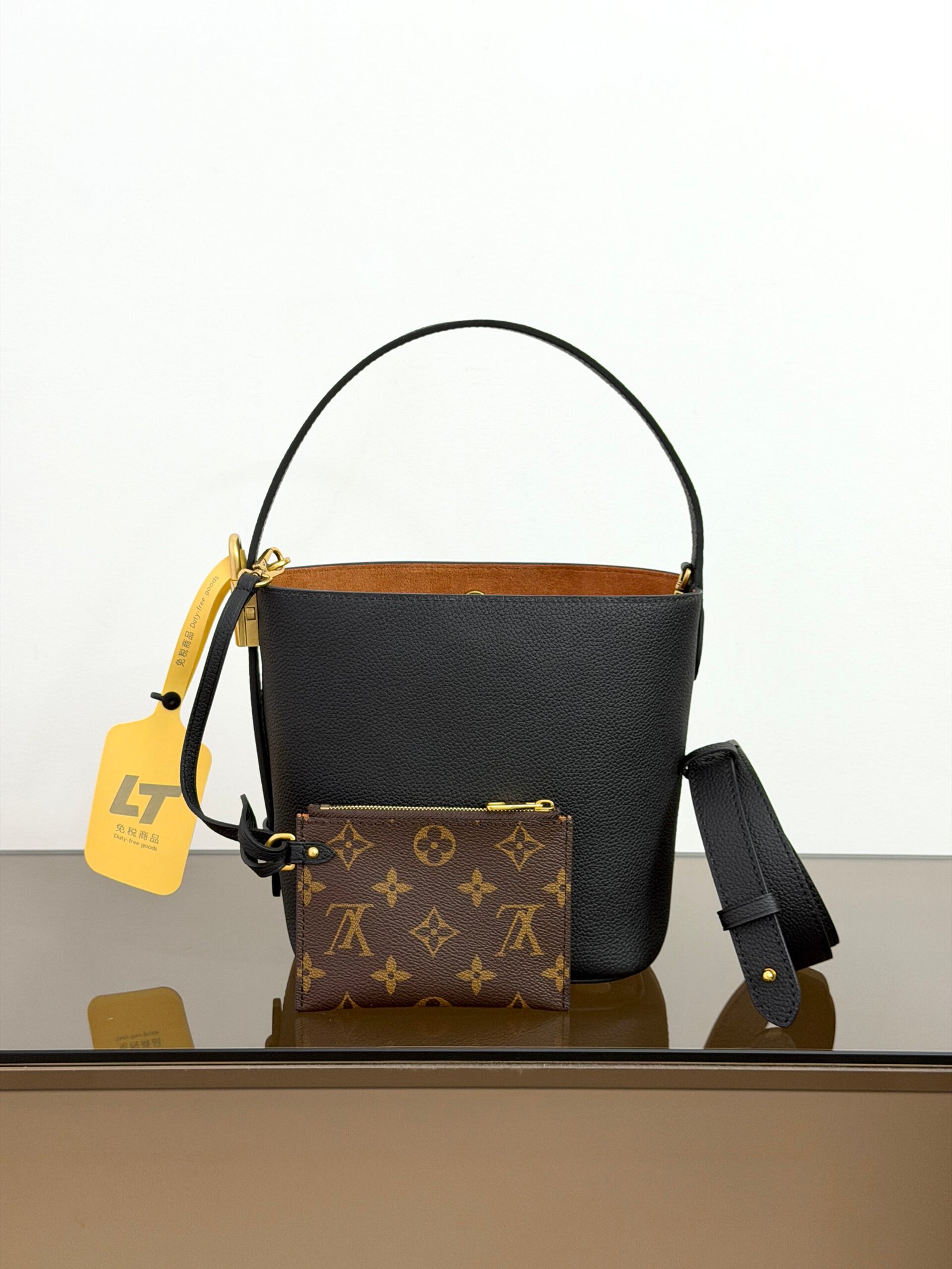 Bolso Low Key All In BB Louis Vuitton - Imagen 3
