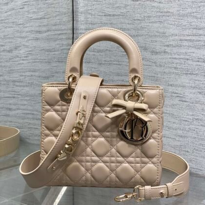 Bolso pequeño Lady Dior My ABCDior