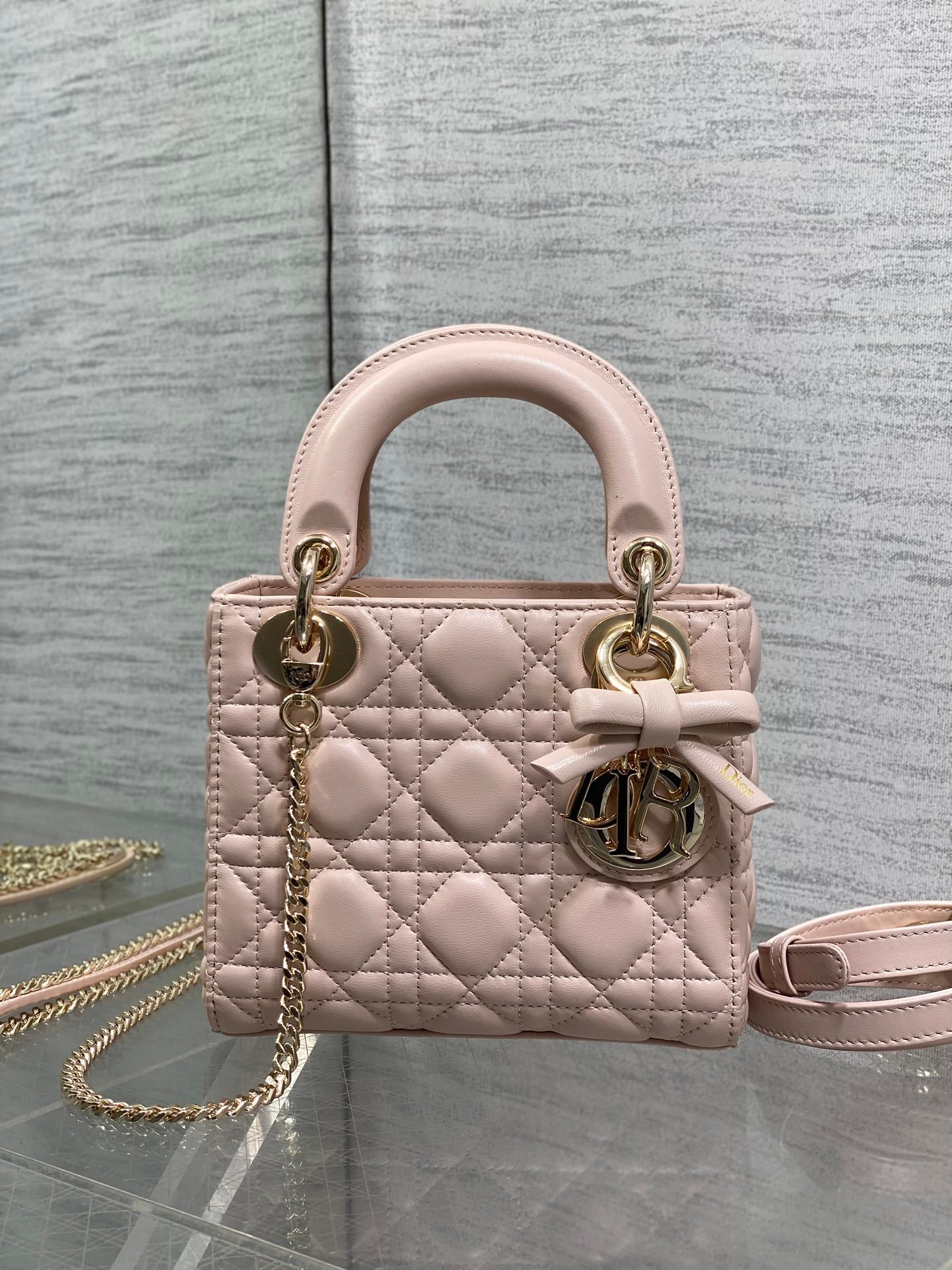 Bolso mini Lady Dior - Imagen 2