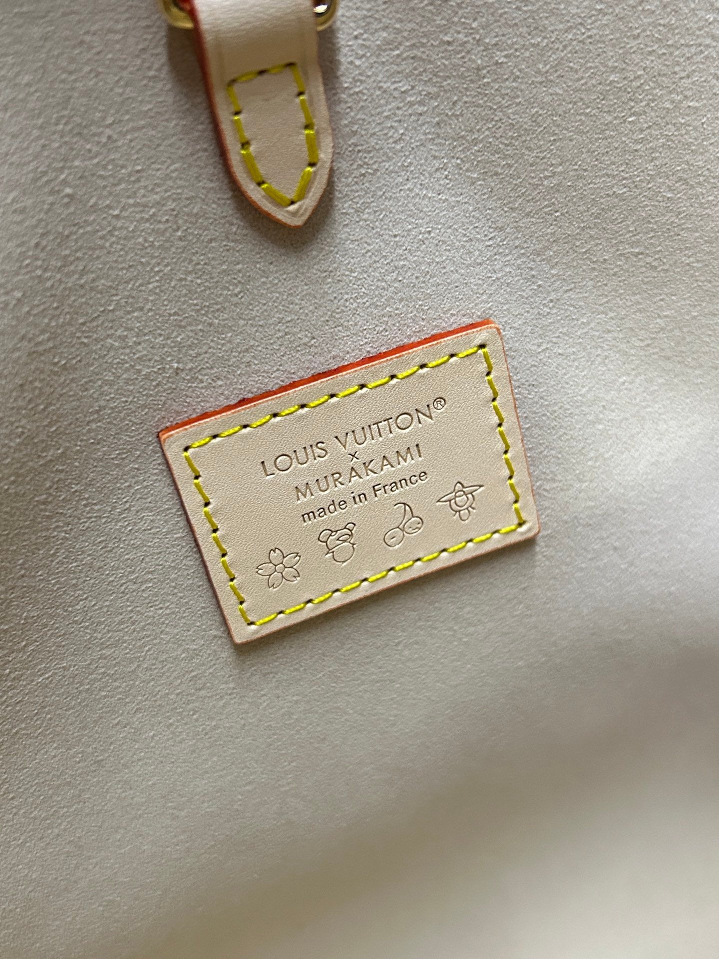 Bolso LV x TM OnTheGo PM Louis Vuitton - Imagen 9