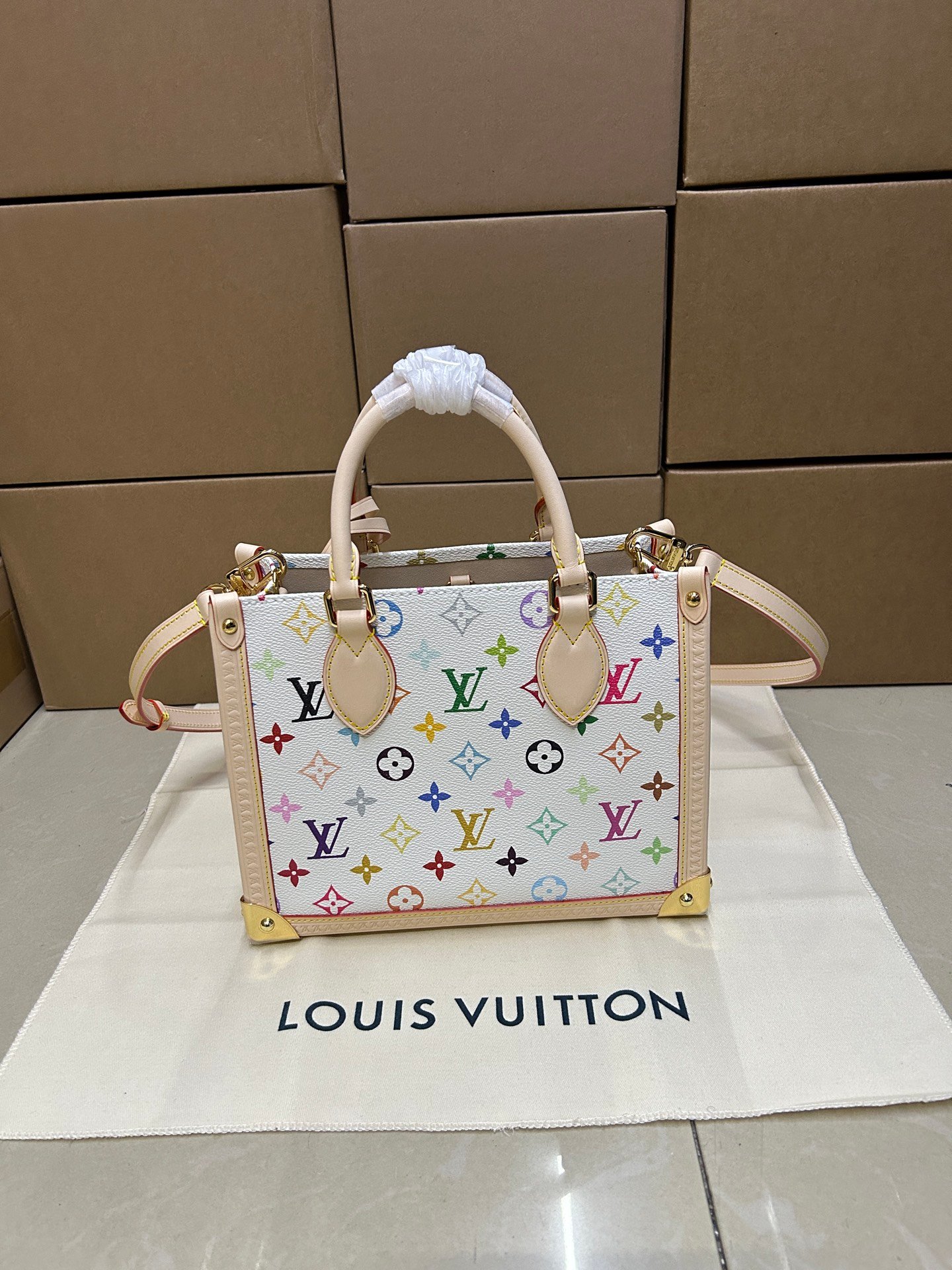 Bolso LV x TM OnTheGo PM Louis Vuitton - Imagen 3