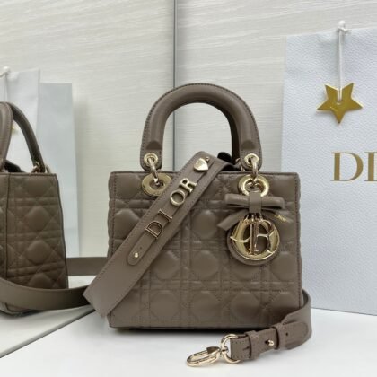 Bolso pequeño Lady Dior My ABCDior