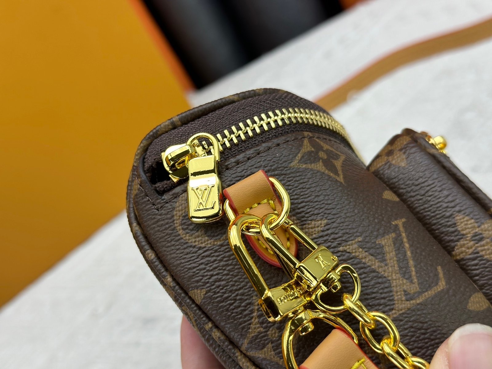 Riñonera Louis Vuitton - Imagen 5