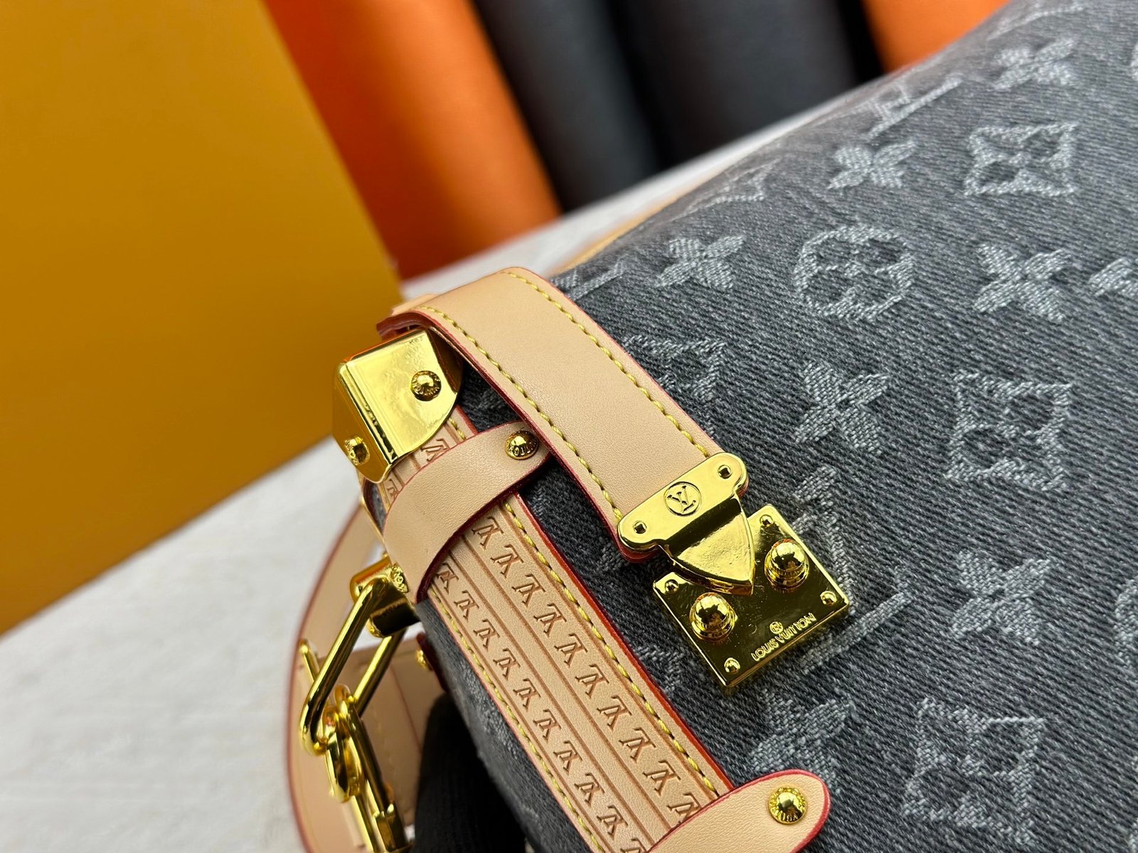 Bolso Side Trunk MM Louis Vuitton - Imagen 6