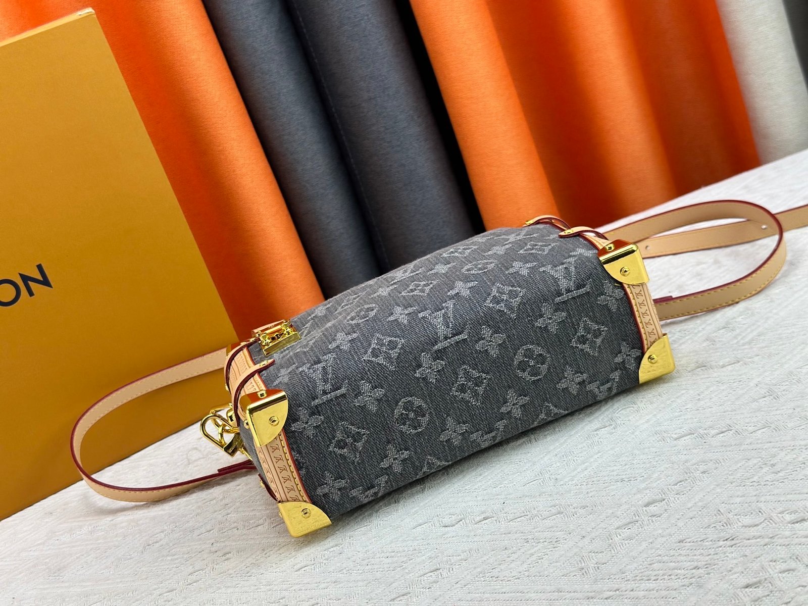 Bolso Side Trunk MM Louis Vuitton - Imagen 5