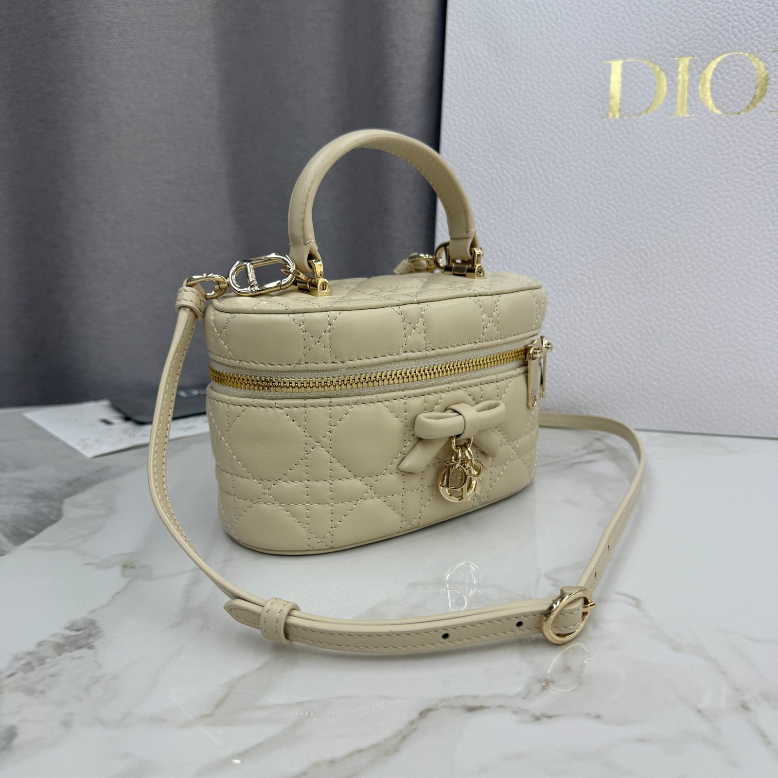 Bolso Mini Vanity Dior - Imagen 2