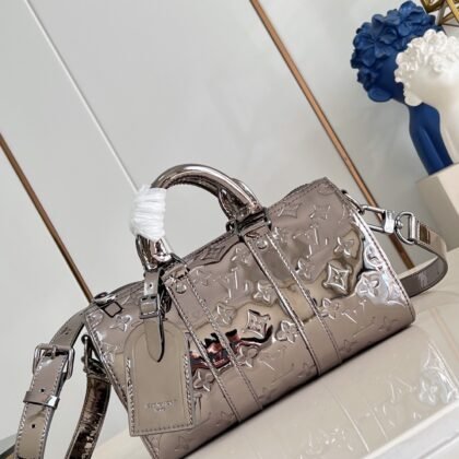 Bolso Keepall 25 con bandolera Louis Vuitton