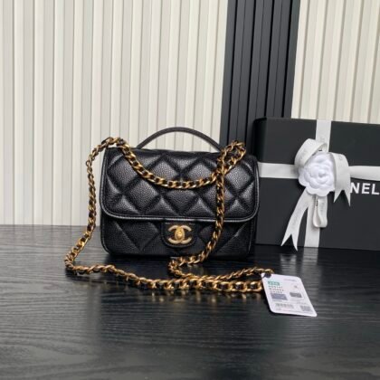 Bolso mini de mano Chanel
