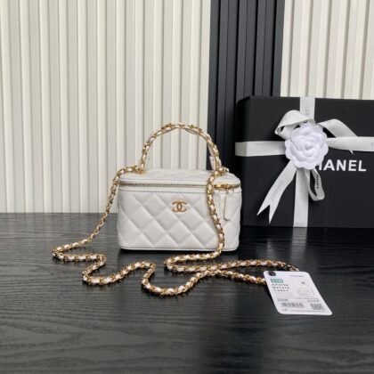 Bolso Vanity case con cadena Chanel