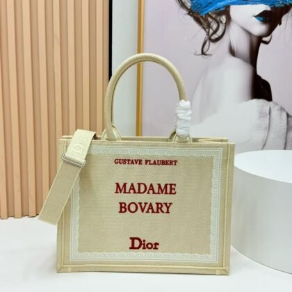 Dior Book Tote mediano con bandolera