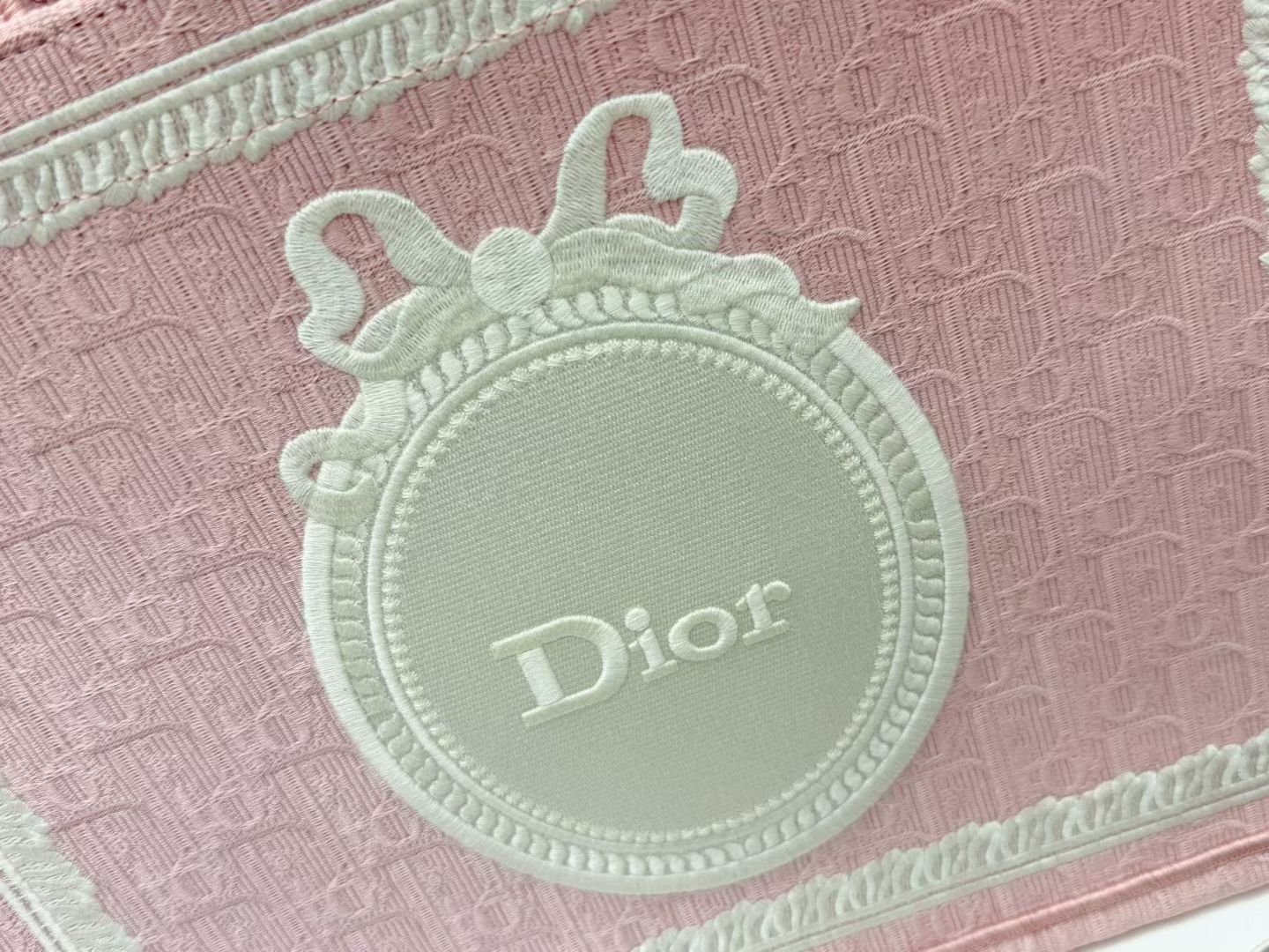 Dior Book Tote mediano con bandolera - Imagen 6